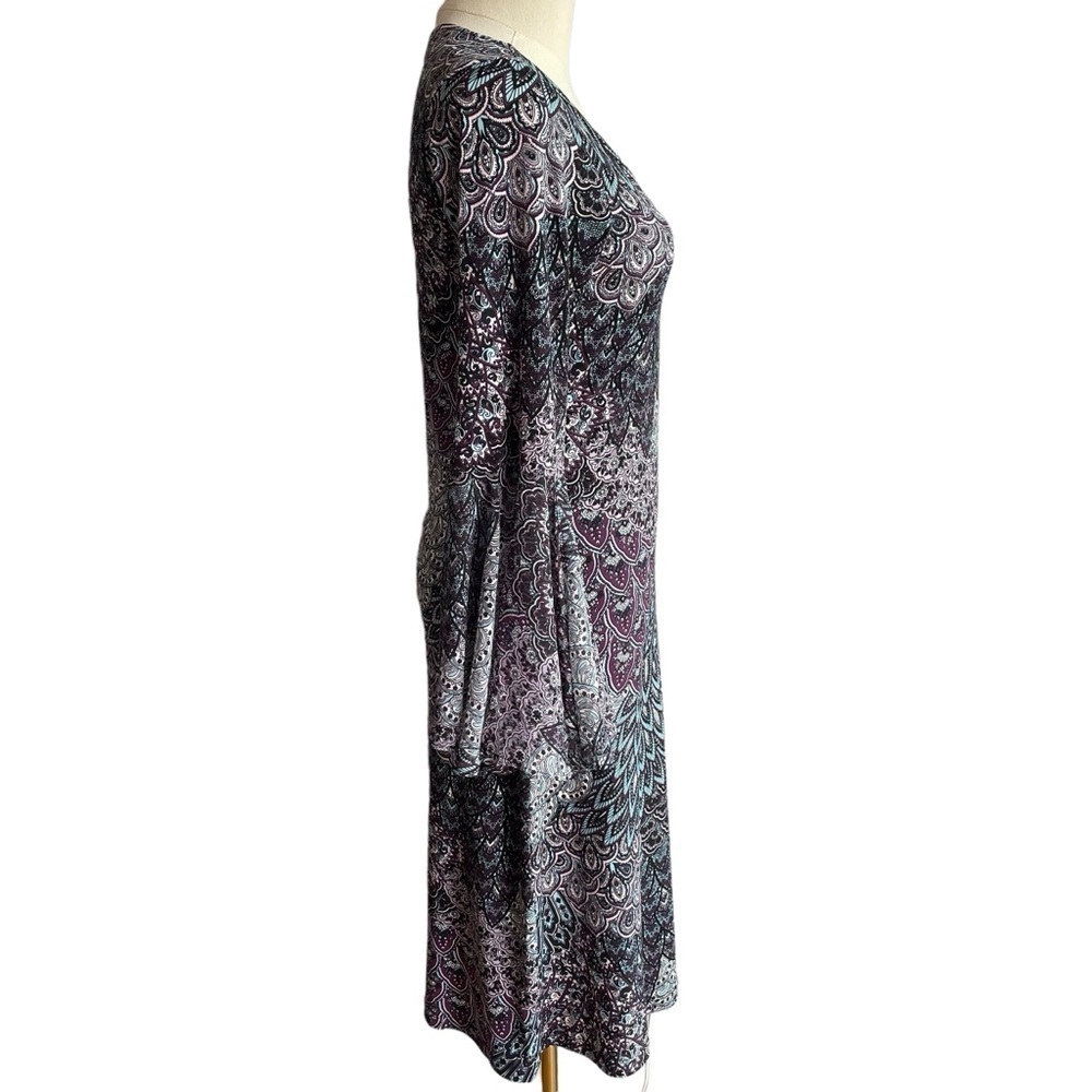 Cleo Paisley Bell Sleeve Dress Sz XS Feminine Peacock Below Knee Pretty Classy - Picture 7 of 15